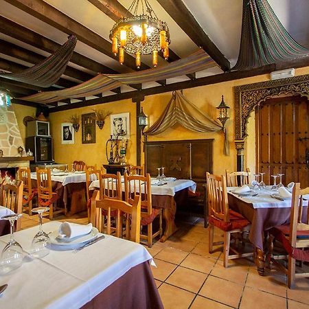 Hotel Rural Calatañazor Екстериор снимка