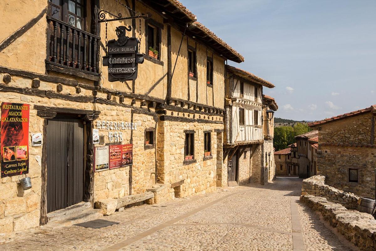 Hotel Rural Calatañazor Екстериор снимка