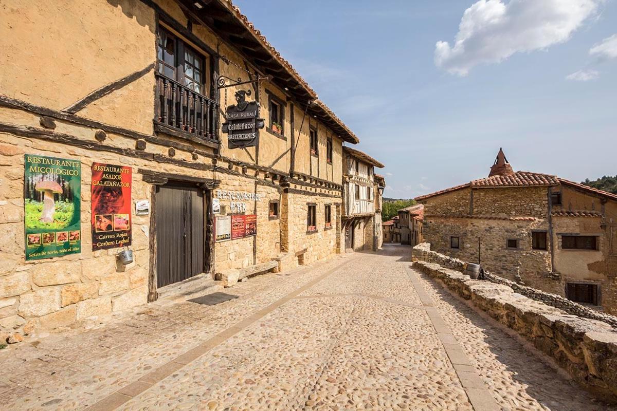 Hotel Rural Calatañazor Екстериор снимка
