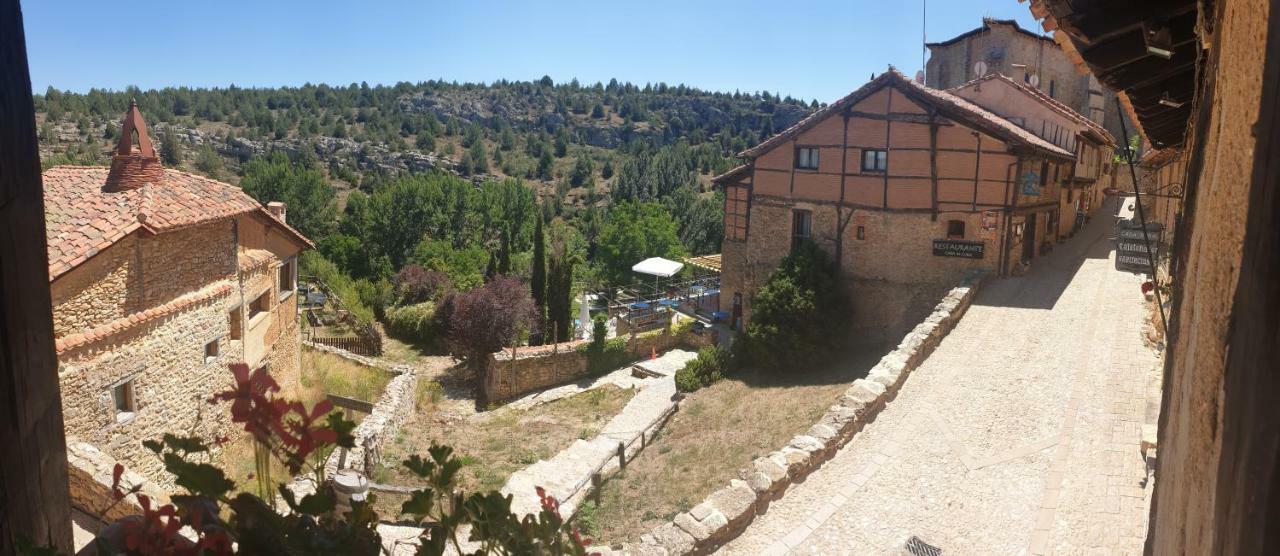 Hotel Rural Calatañazor Екстериор снимка