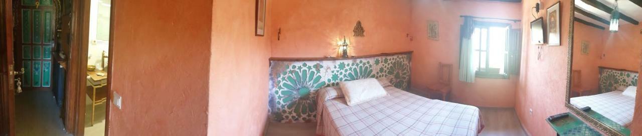 Hotel Rural Calatañazor Екстериор снимка